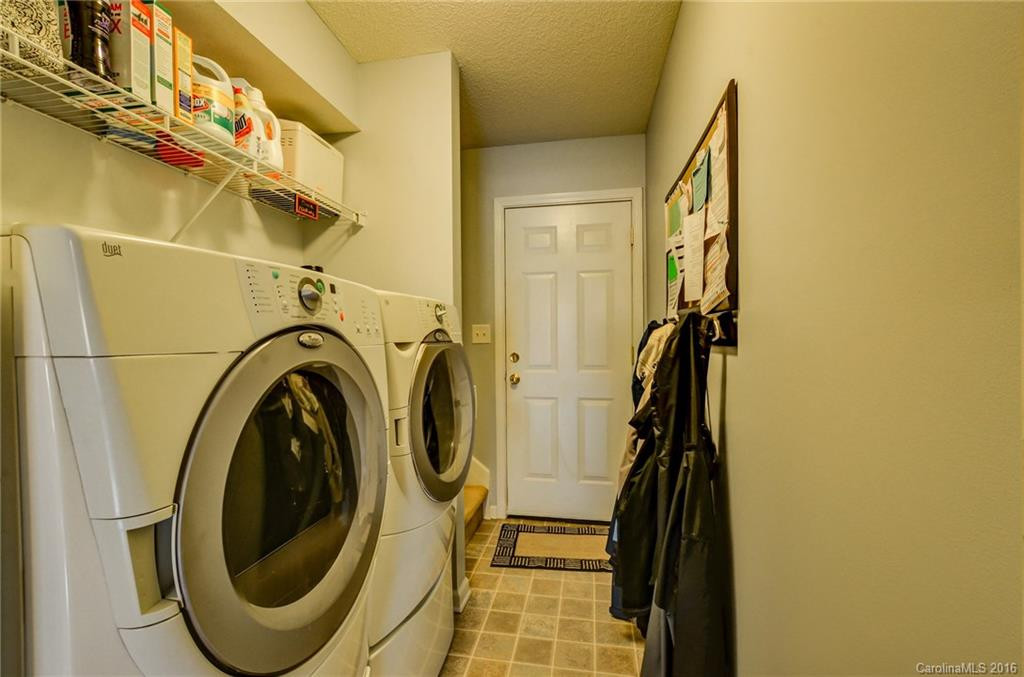 109 Sunberry Trail - Photo 16