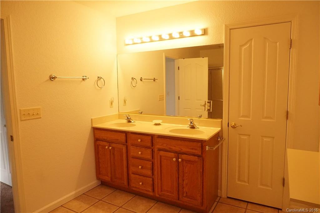 3125 Connestee Trail - Photo 11