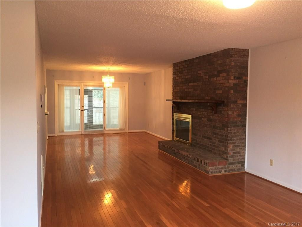 42 Pebble Creek Drive #D2/42 - Photo 2
