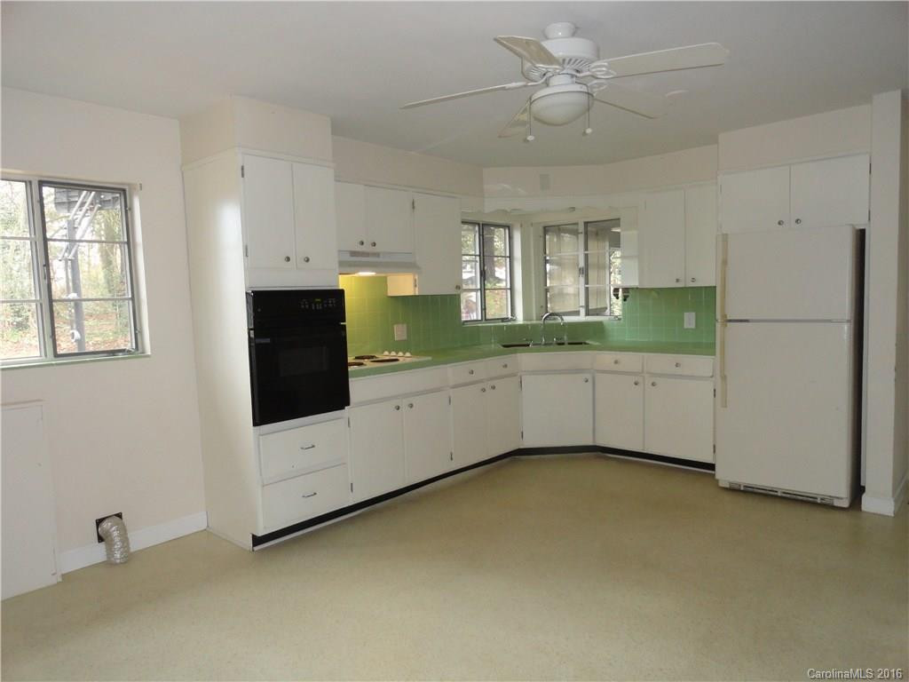 3151 Magnolia Drive - Photo 2