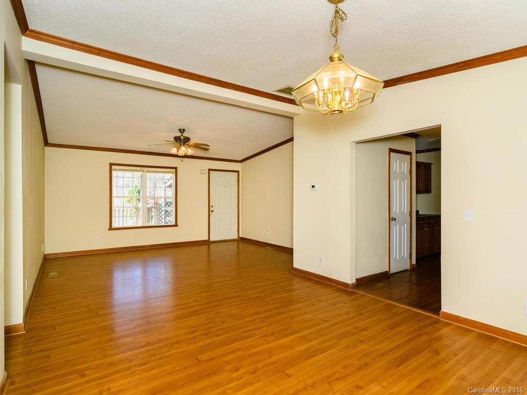 2240 Roaring Fork Road - Photo 5