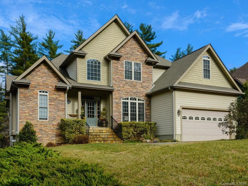 31 Village Pointe Lane