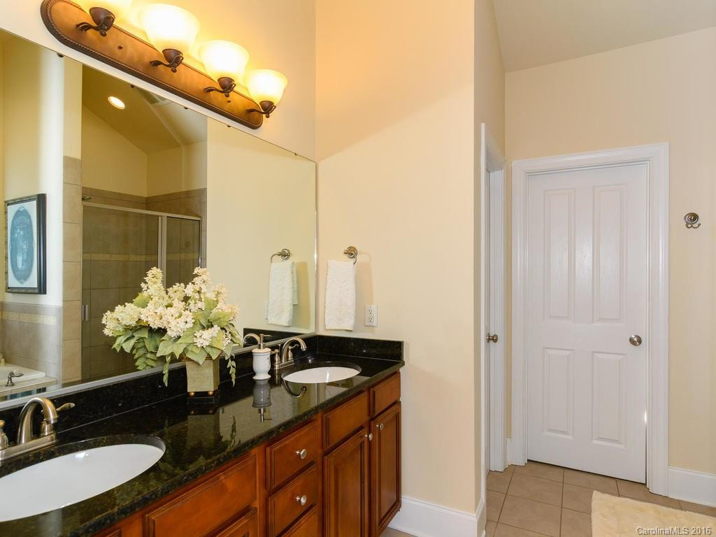 31 Village Pointe Lane - Photo 12