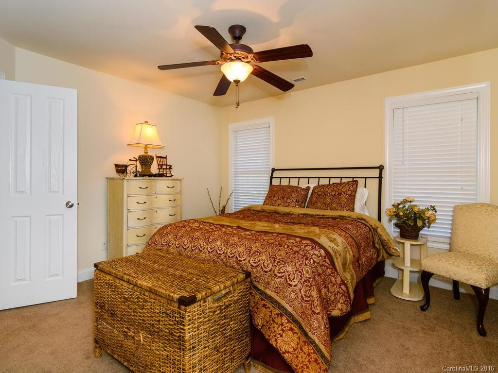 31 Village Pointe Lane - Photo 13