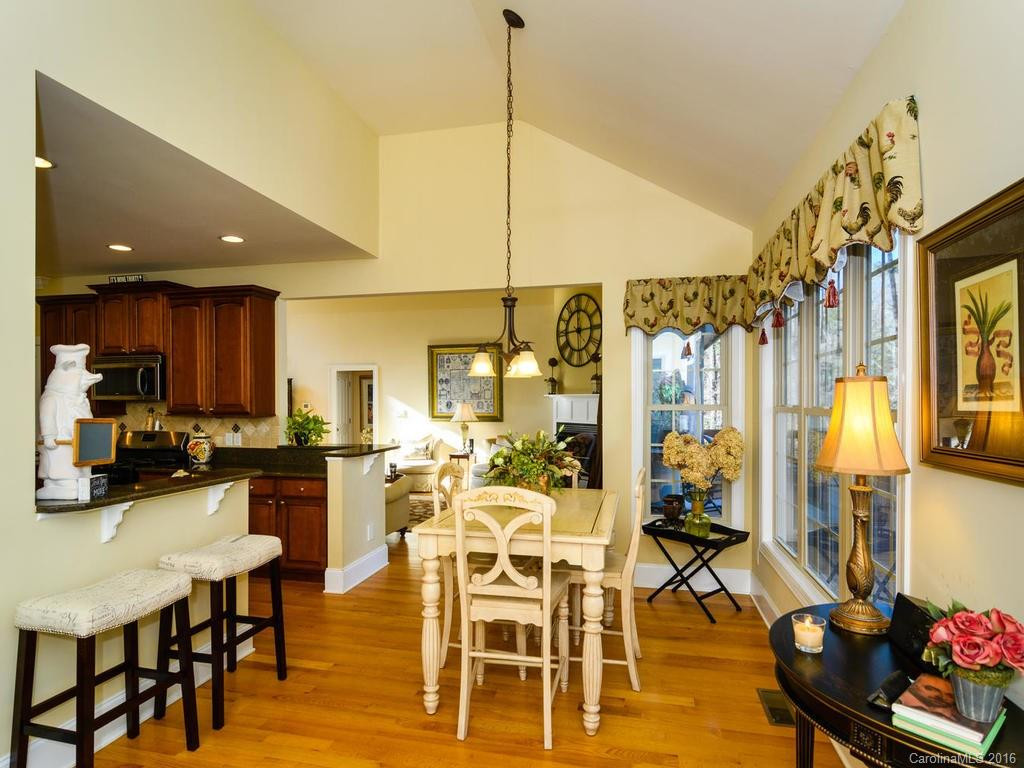 31 Village Pointe Lane - Photo 8