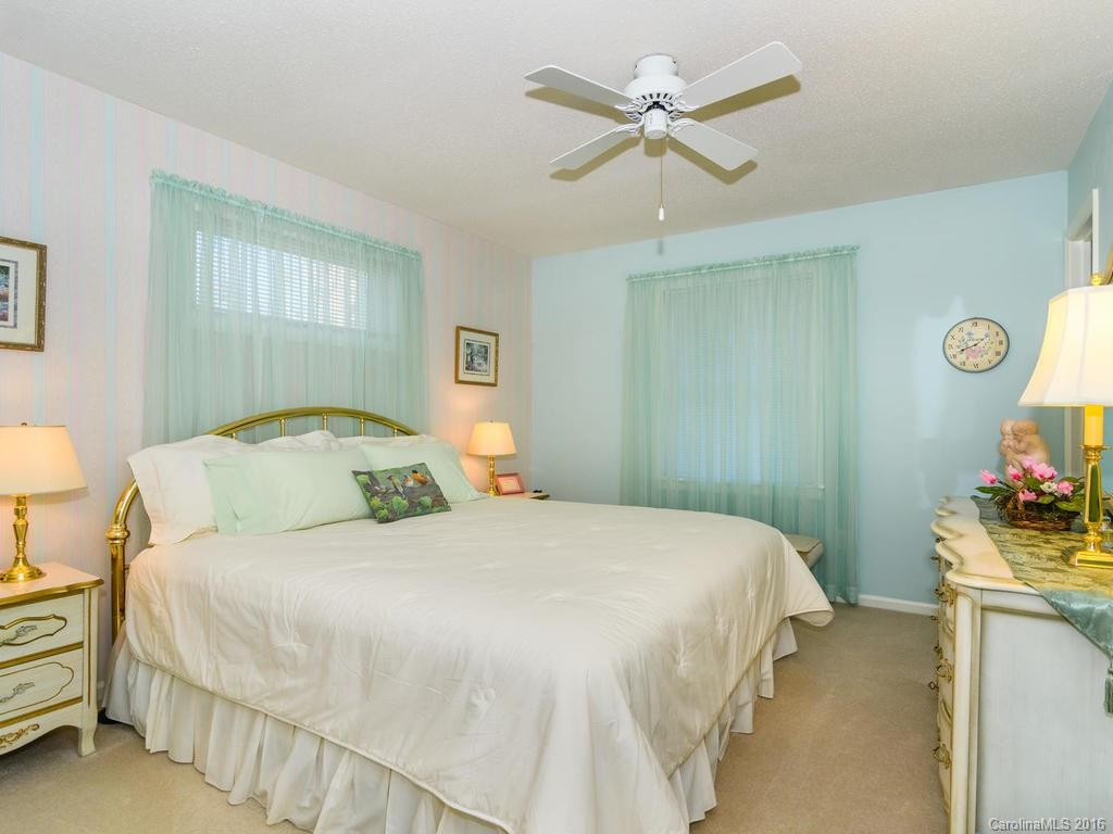 316 Deer Run - Photo 14
