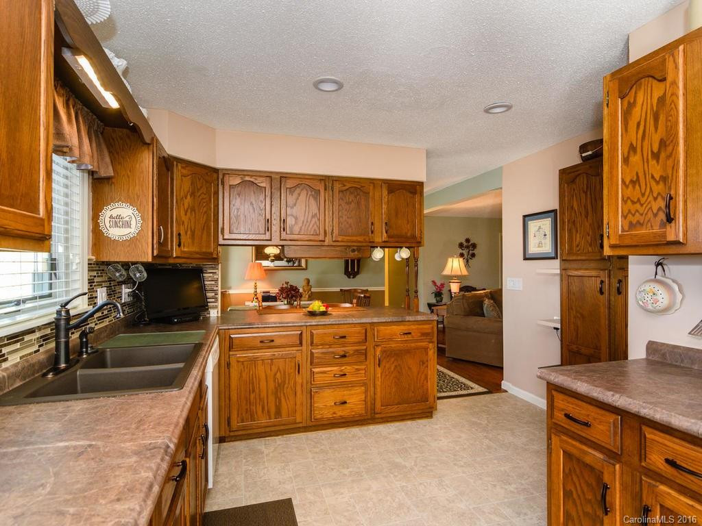 316 Deer Run - Photo 9