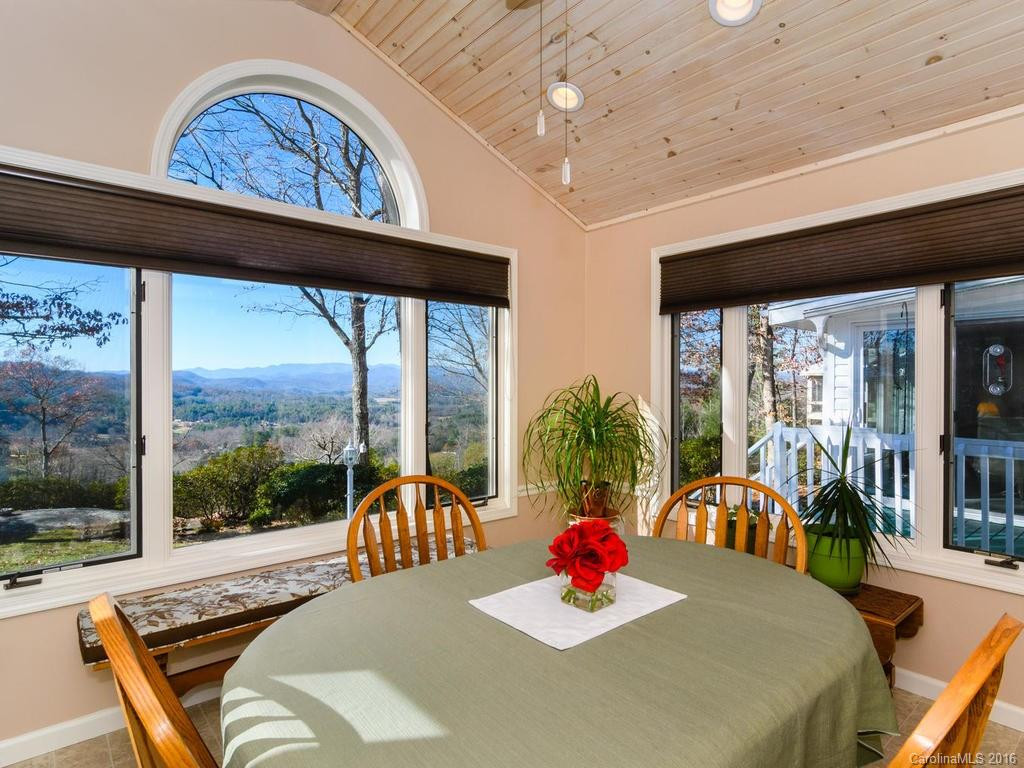 316 Deer Run - Photo 10