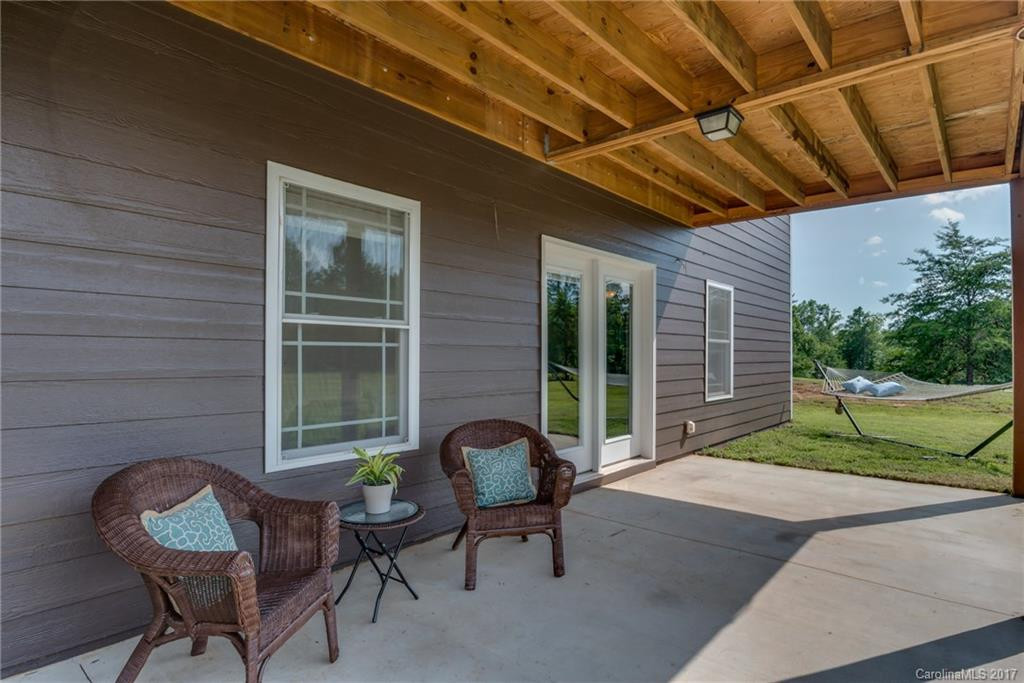 295 Brians Way - Photo 2