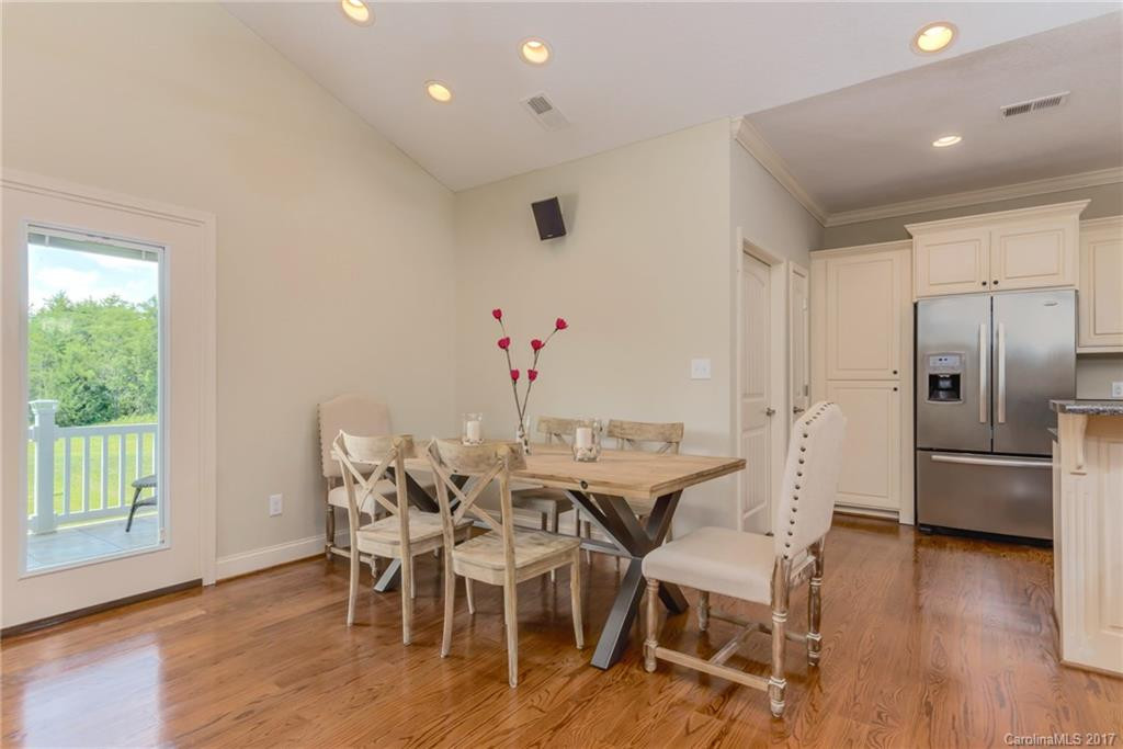 295 Brians Way - Photo 10