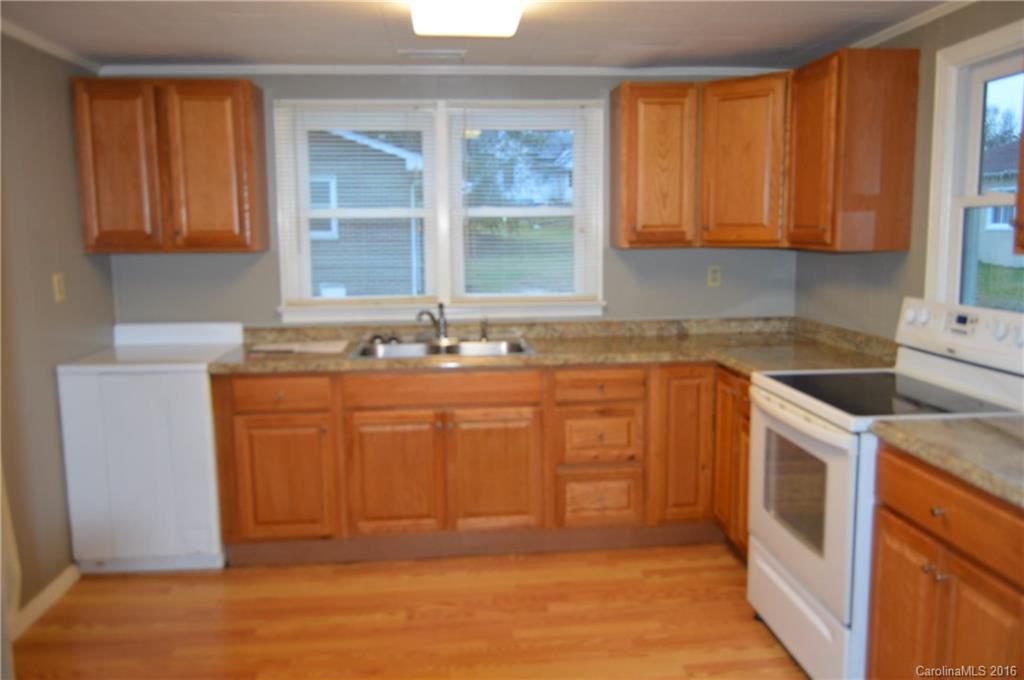 817 1st Avenue - Photo 4