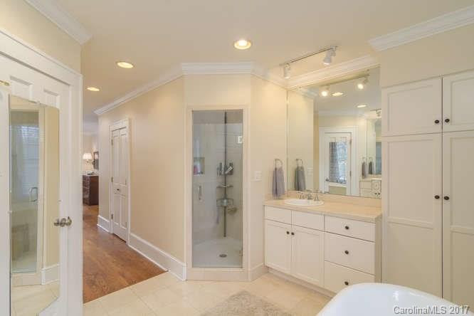 160 Kimberly Avenue - Photo 14