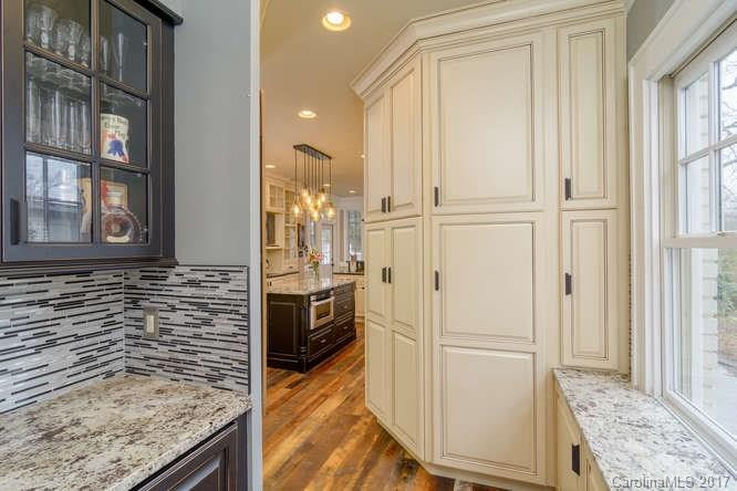 160 Kimberly Avenue - Photo 8