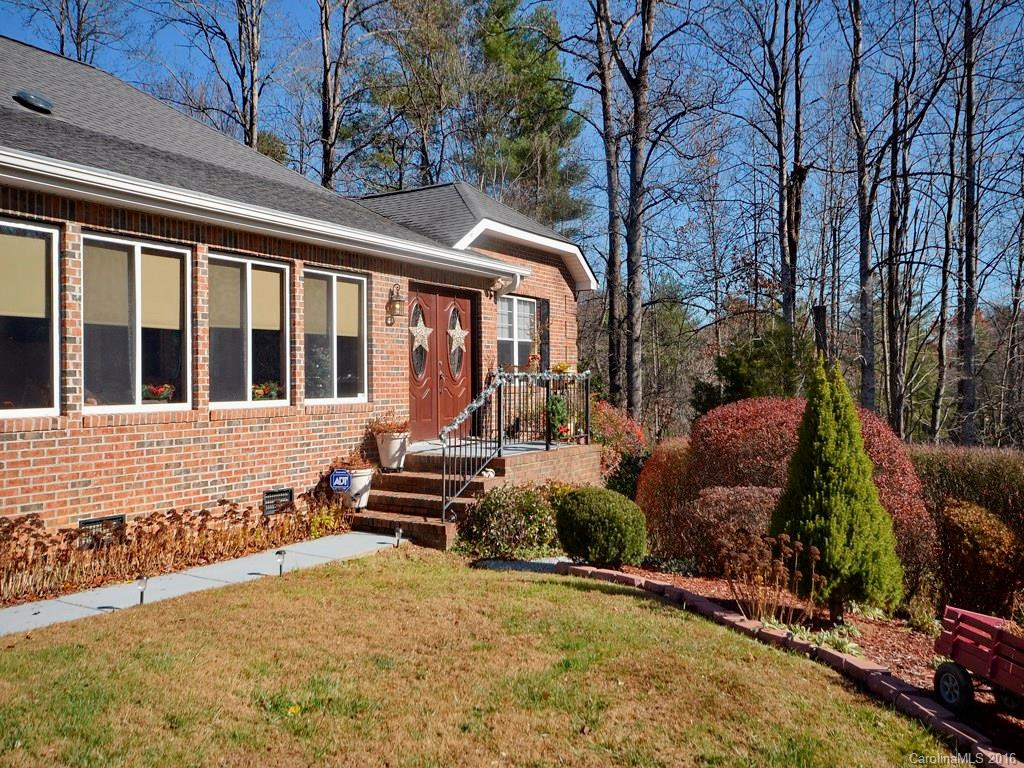 108 Skyview Lane - Photo 2