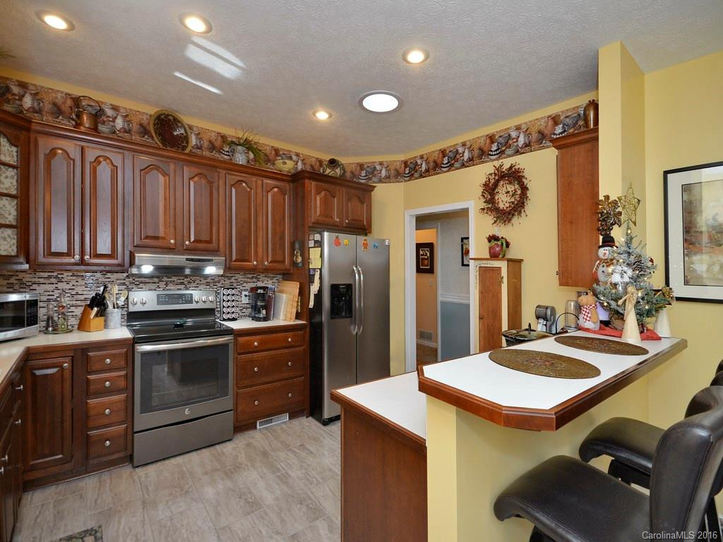 108 Skyview Lane - Photo 12