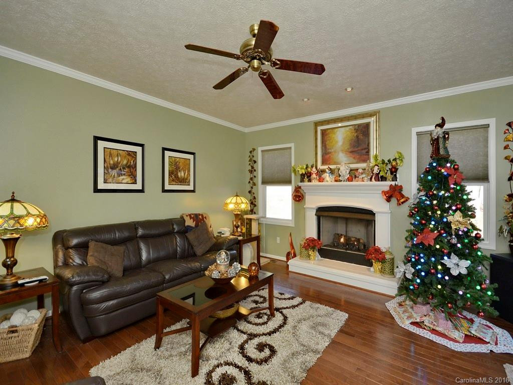 108 Skyview Lane - Photo 5