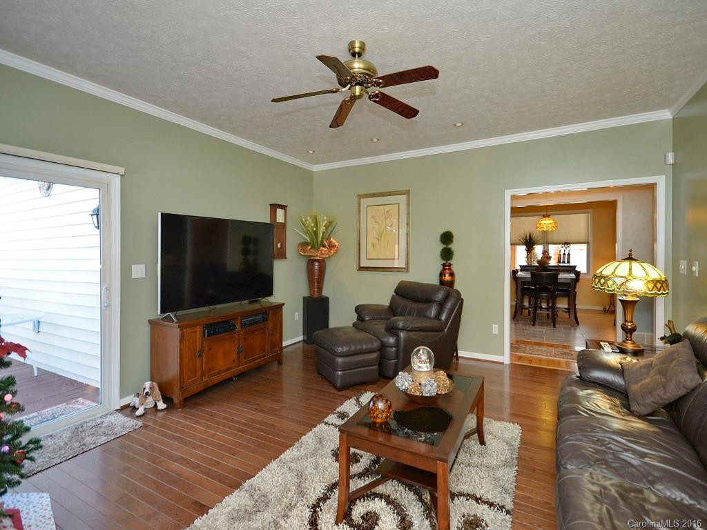 108 Skyview Lane - Photo 9