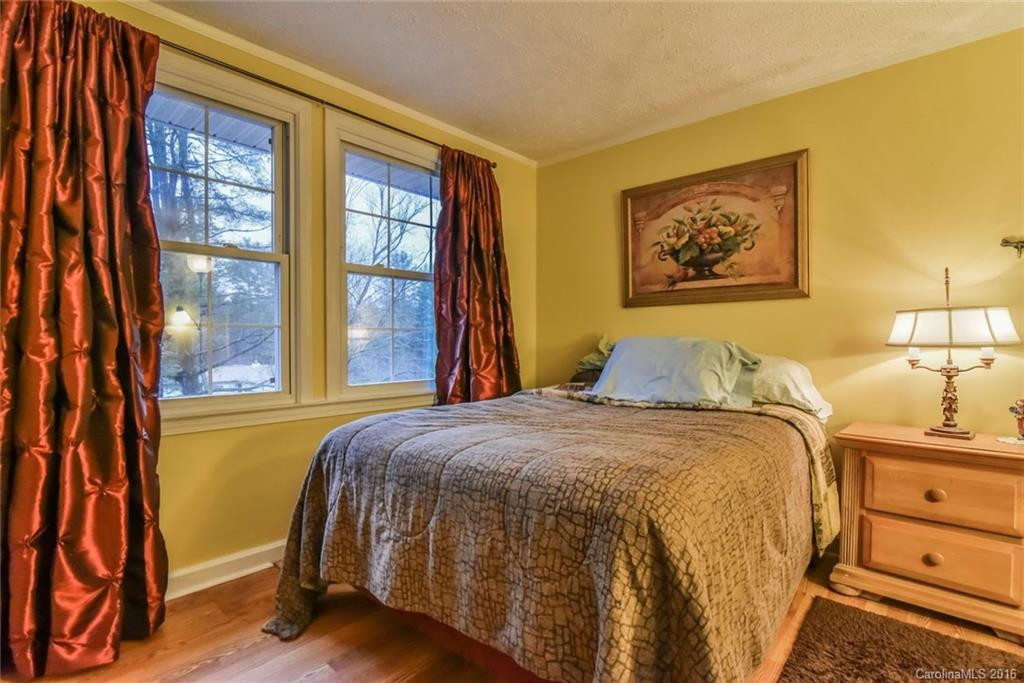 34 Ferenvilla Drive - Photo 12