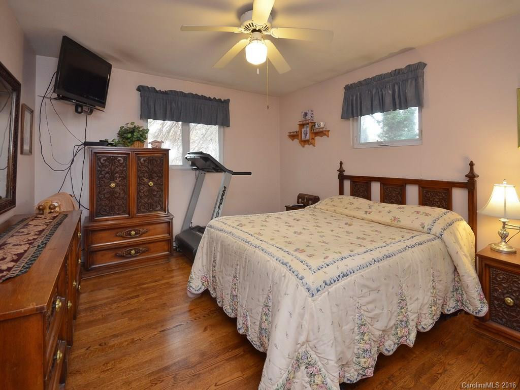 3246 Charlyne Drive - Photo 13