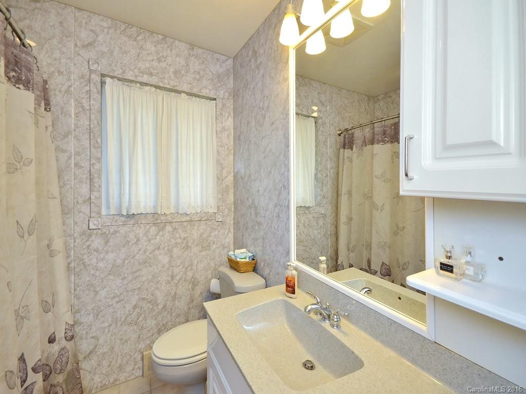 3246 Charlyne Drive - Photo 14