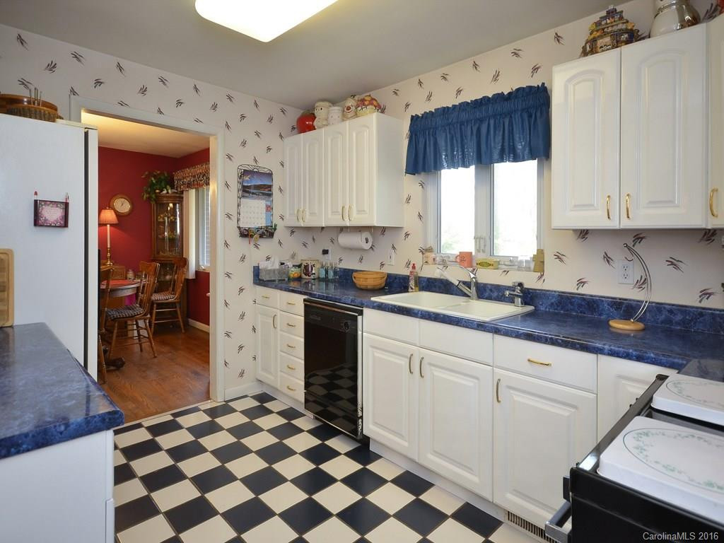 3246 Charlyne Drive - Photo 7