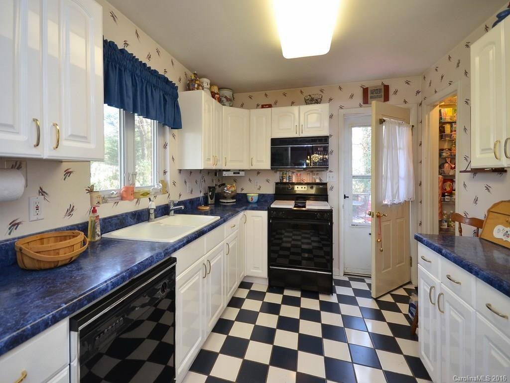 3246 Charlyne Drive - Photo 8