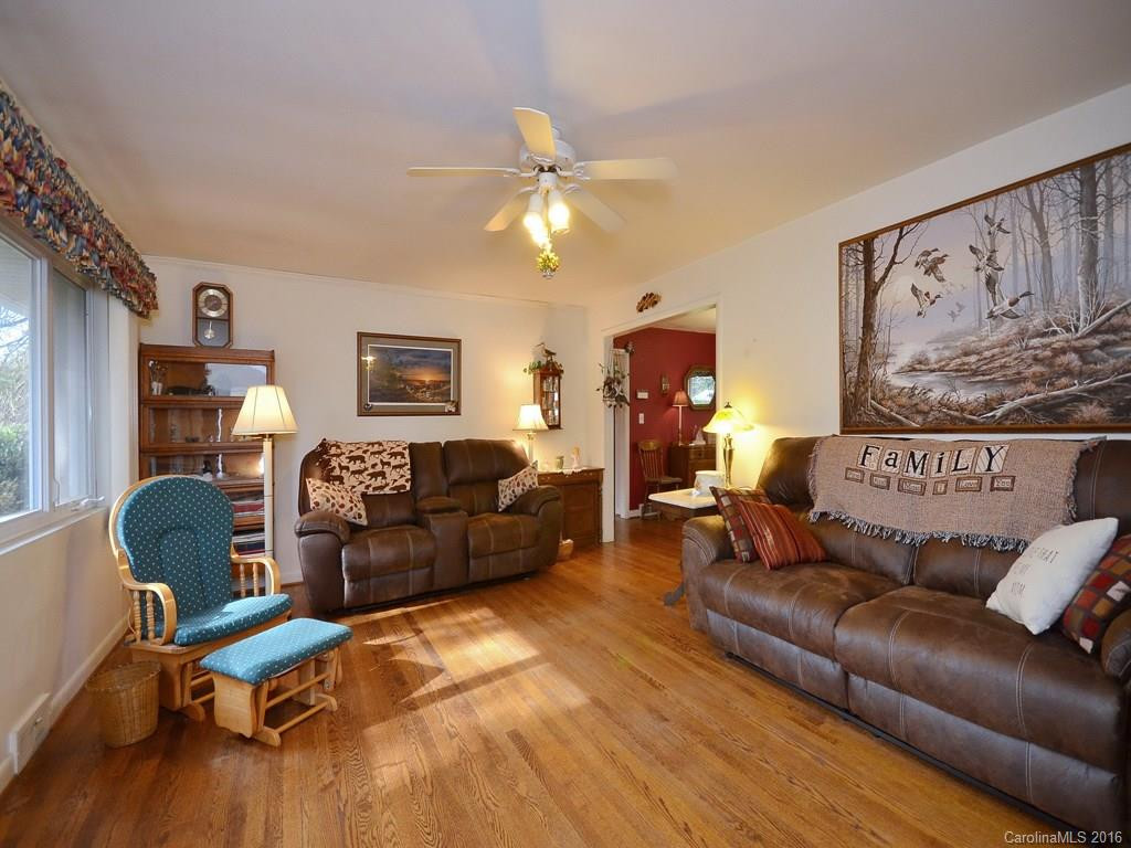 3246 Charlyne Drive - Photo 10