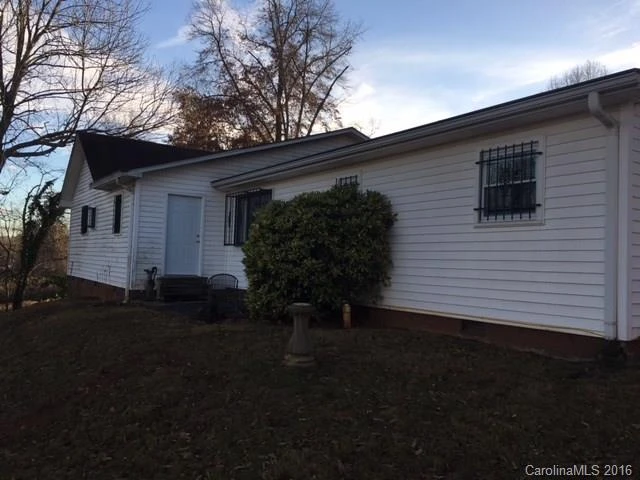 479 Riverview Drive