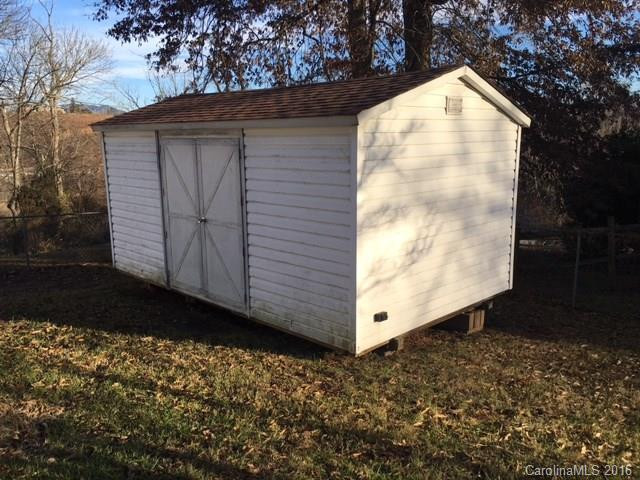 479 Riverview Drive - Photo 3