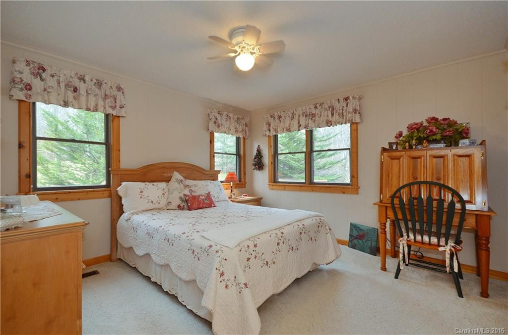 128 Chancery Lane - Photo 11