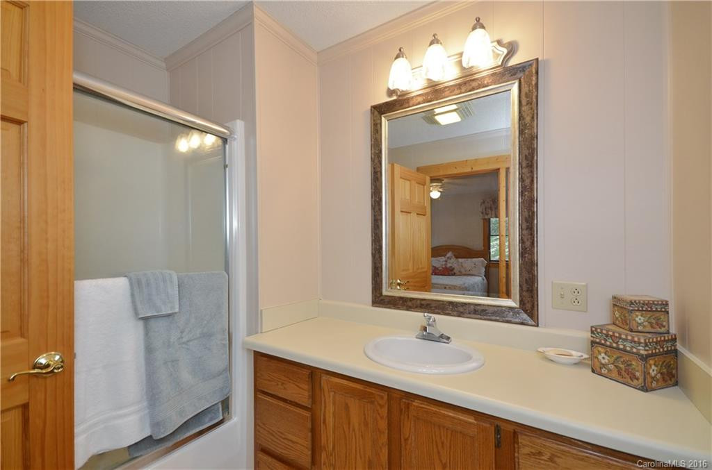 128 Chancery Lane - Photo 12