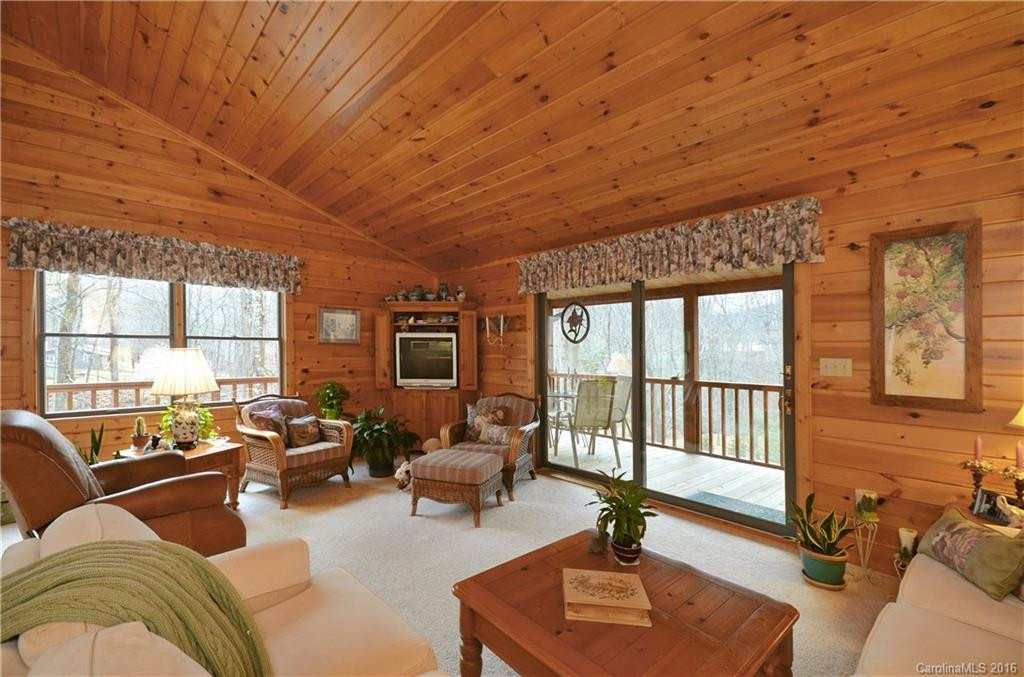 128 Chancery Lane - Photo 4