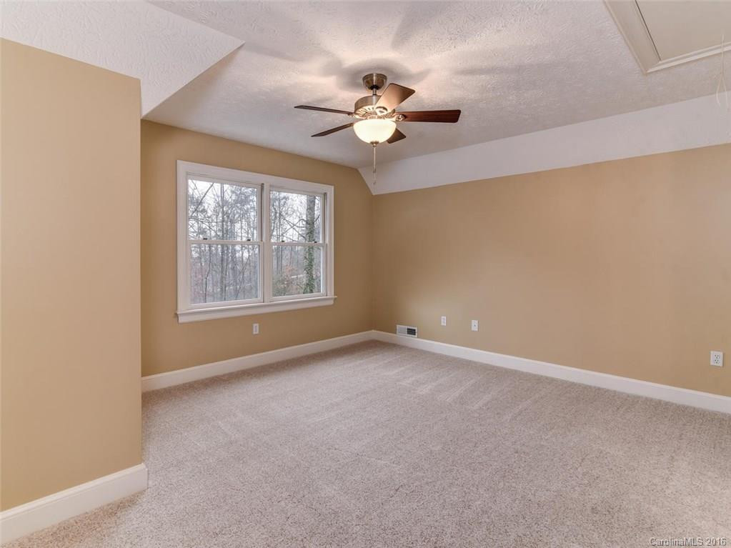 26 Hillcrest Drive - Photo 13