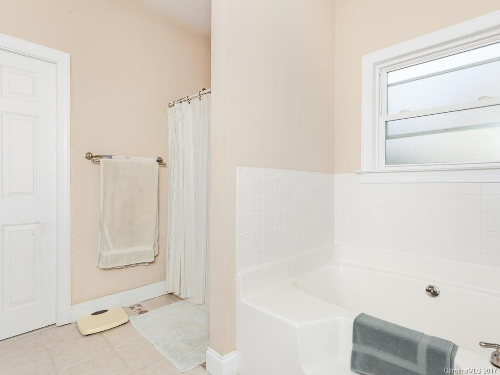 110 Big Sky Drive - Photo 17