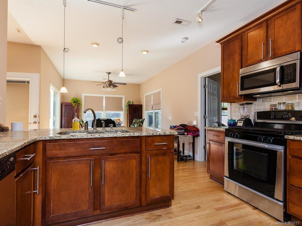 110 Big Sky Drive - Photo 8