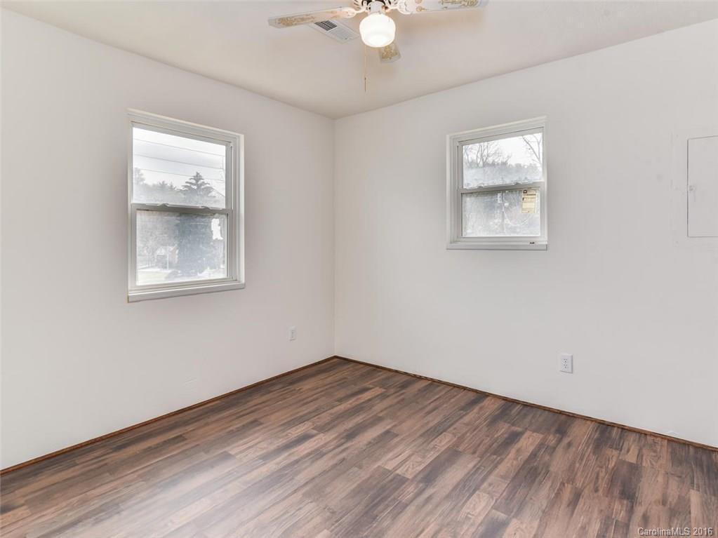 60 Sharptown Road - Photo 11