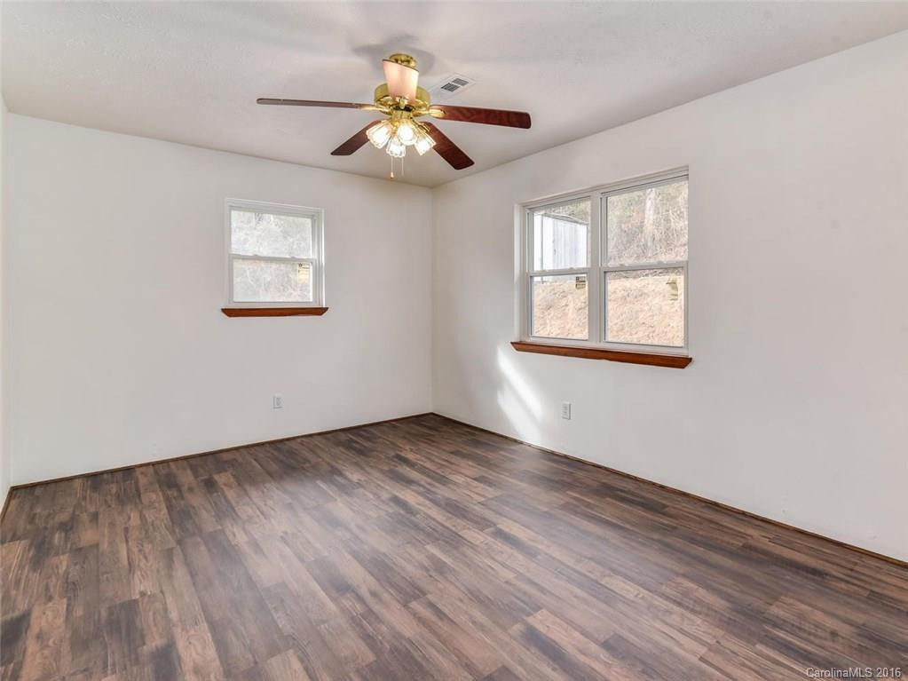 60 Sharptown Road - Photo 13