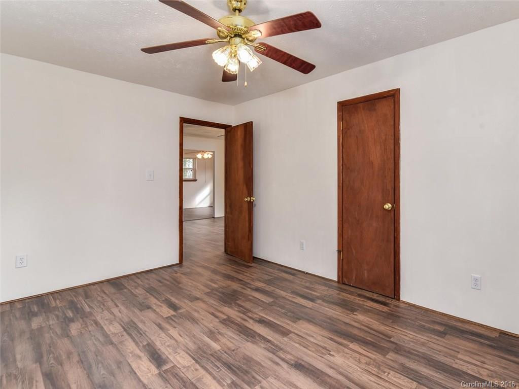 60 Sharptown Road - Photo 14