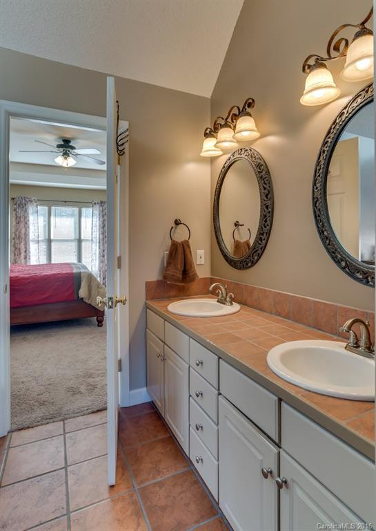 243 Briarwood Drive - Photo 19