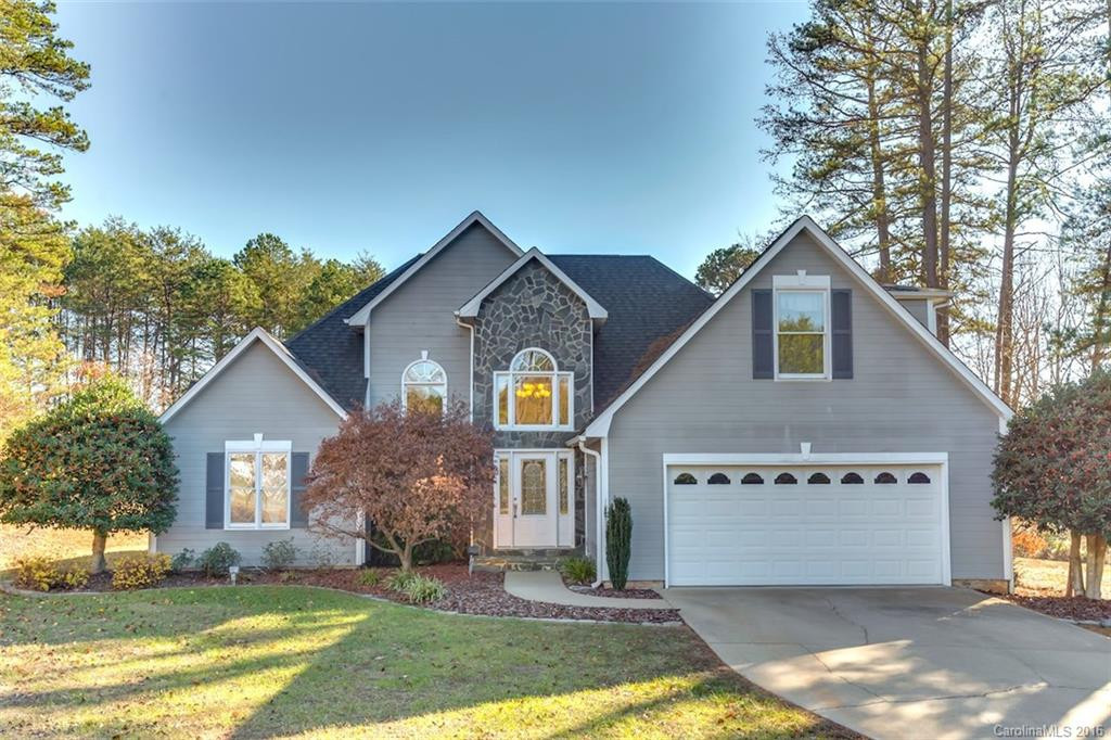 243 Briarwood Drive - Photo 3