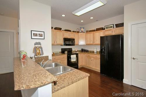 68 Fox Briar Drive - Photo 2