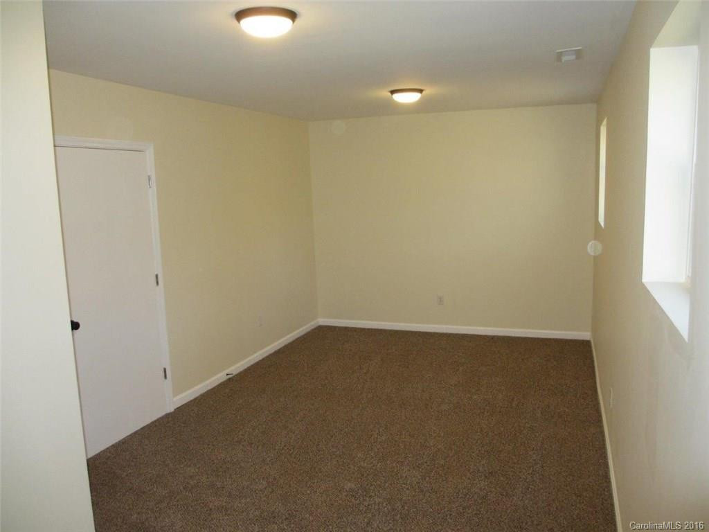 226 Salisbury Road - Photo 14