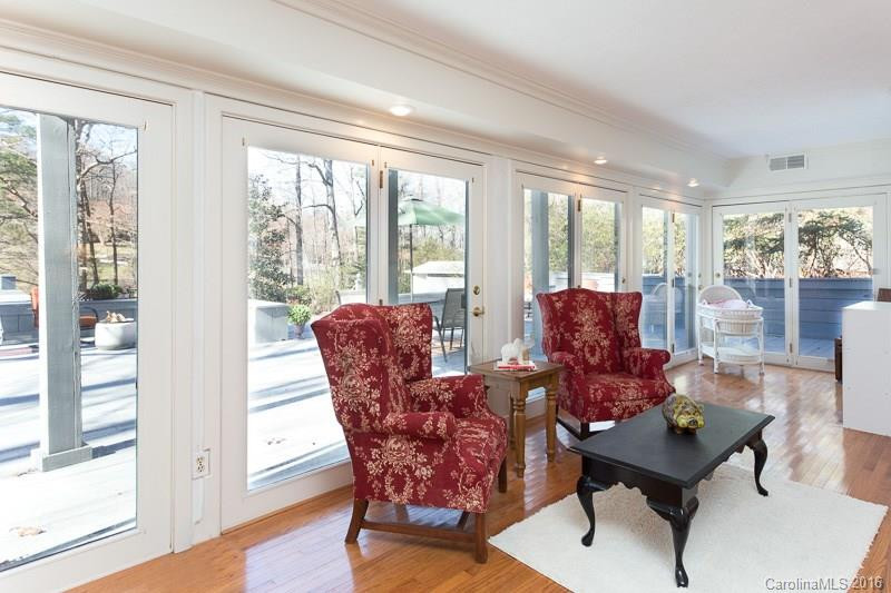 155 Apple Lane - Photo 5