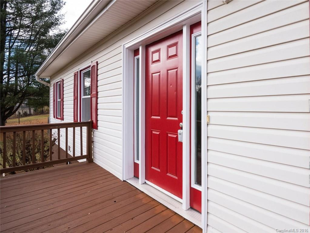 19 Eastway Street - Photo 2