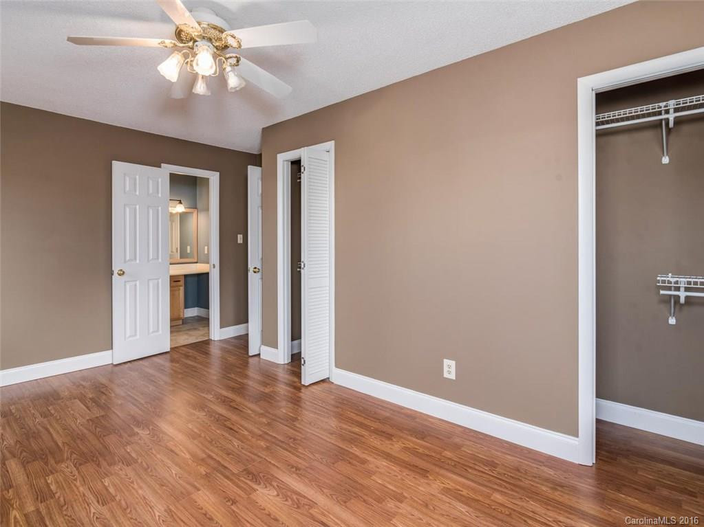 19 Eastway Street - Photo 11