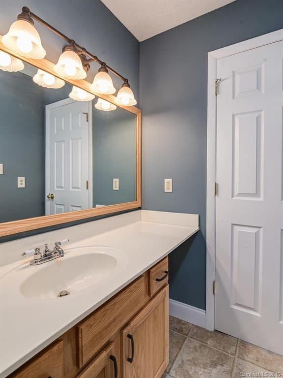 19 Eastway Street - Photo 13
