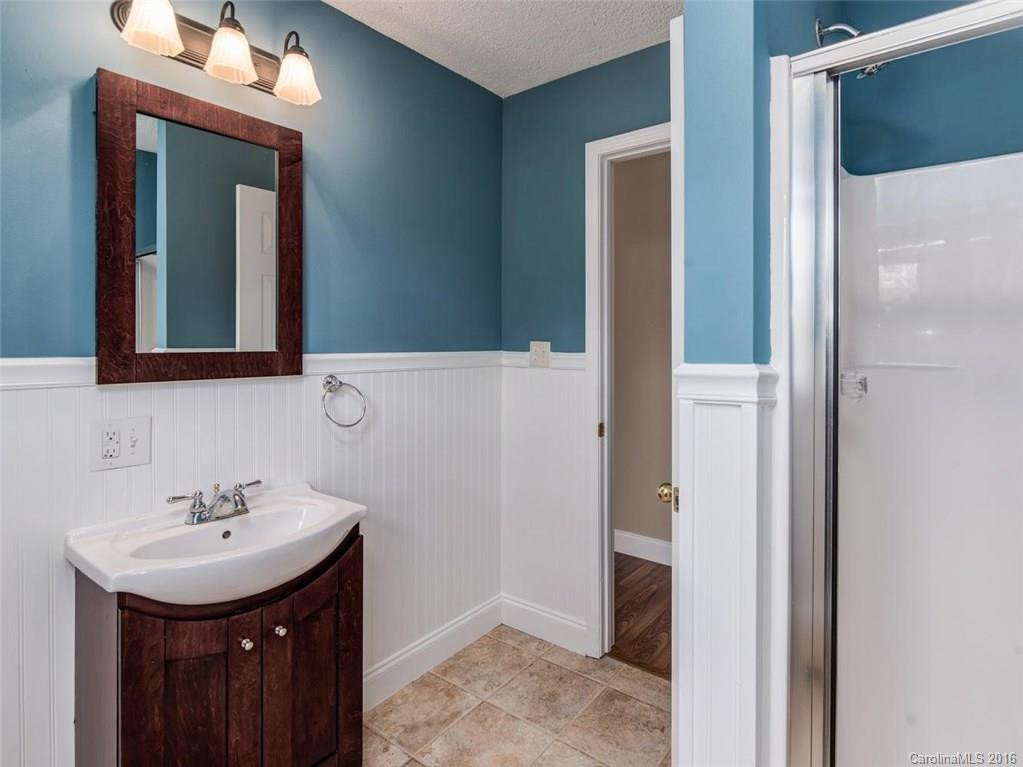 19 Eastway Street - Photo 16