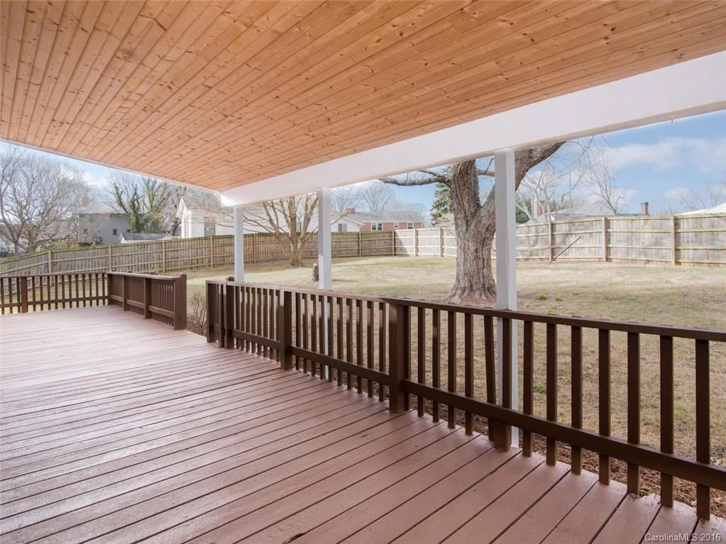 19 Eastway Street - Photo 18