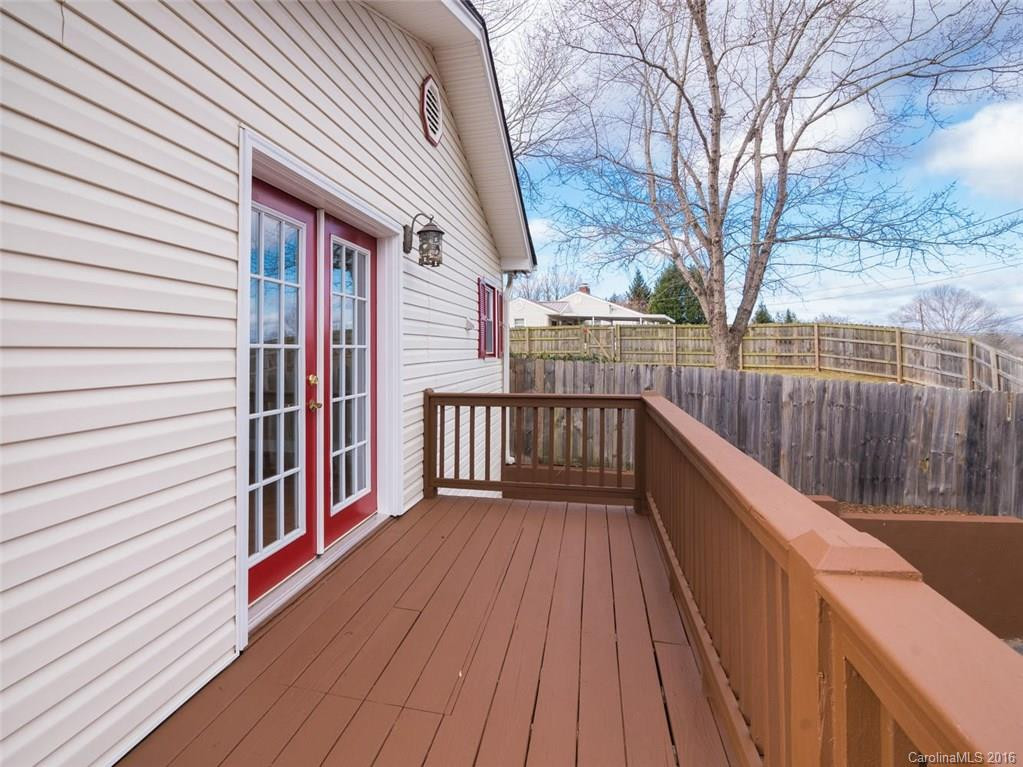 19 Eastway Street - Photo 20