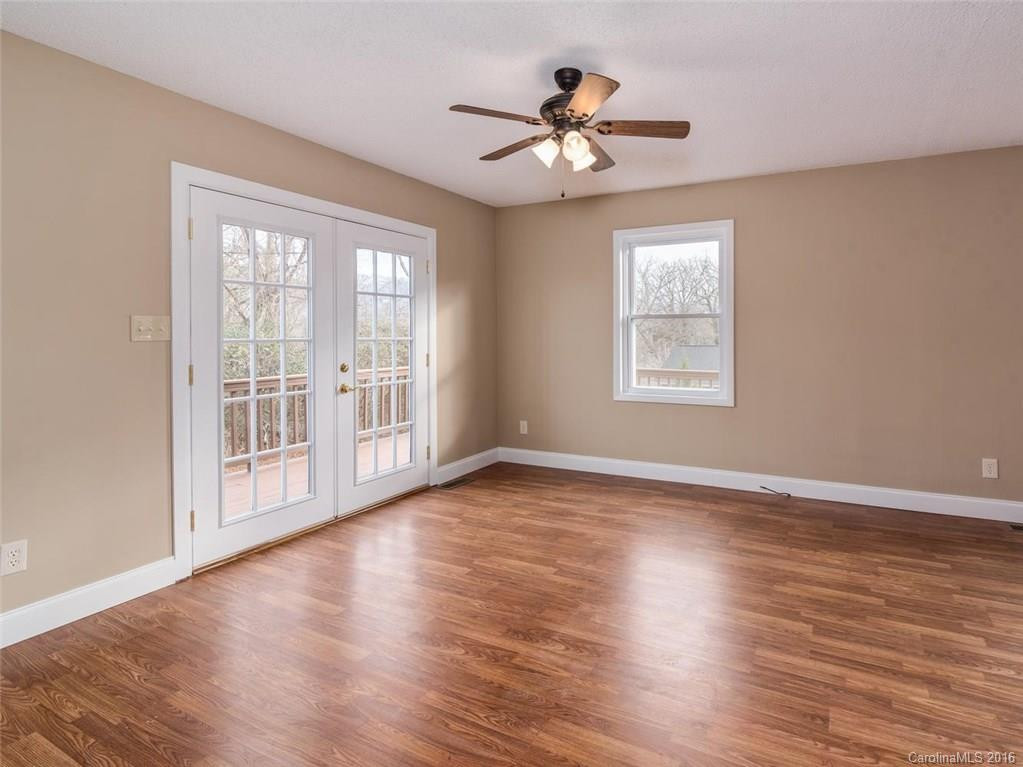 19 Eastway Street - Photo 9